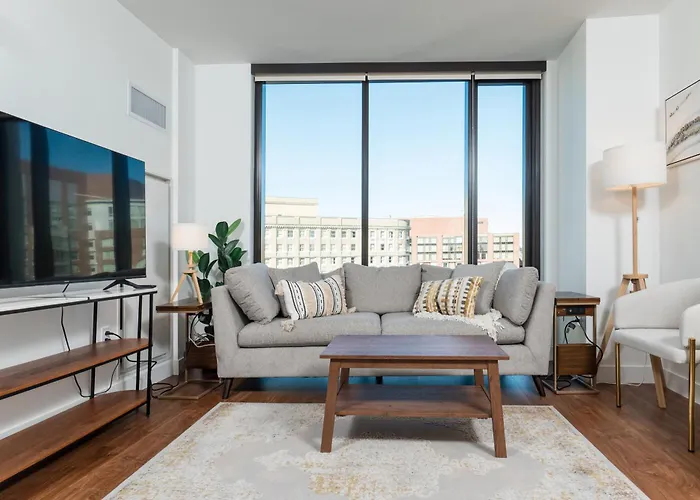 Luxury 2Br Backbay Boston Common T-Station Roof Top Lounge Gym