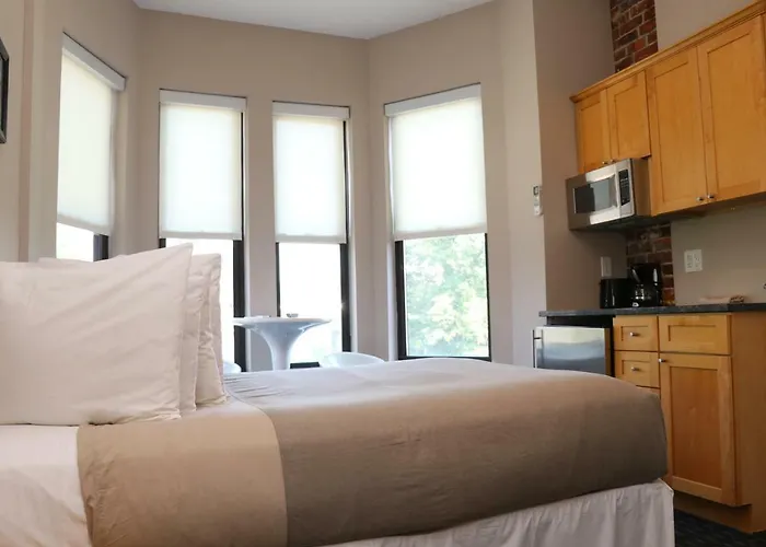 Furnished Studio In Downtown Boston #35