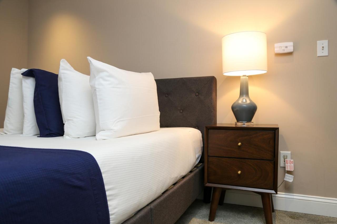 Stylish 2 Bedroom In South End