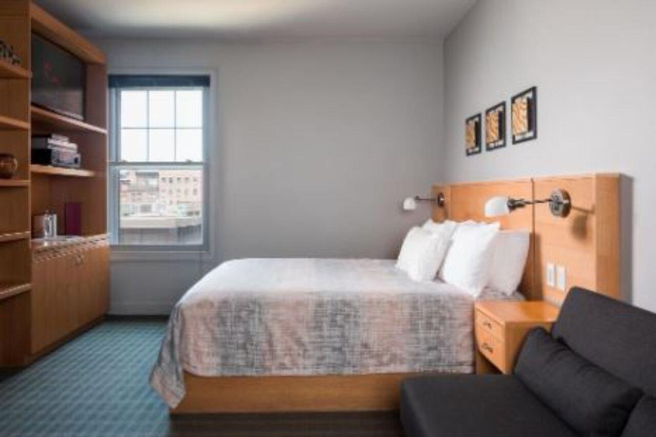 Hotel Charlesmark Boston