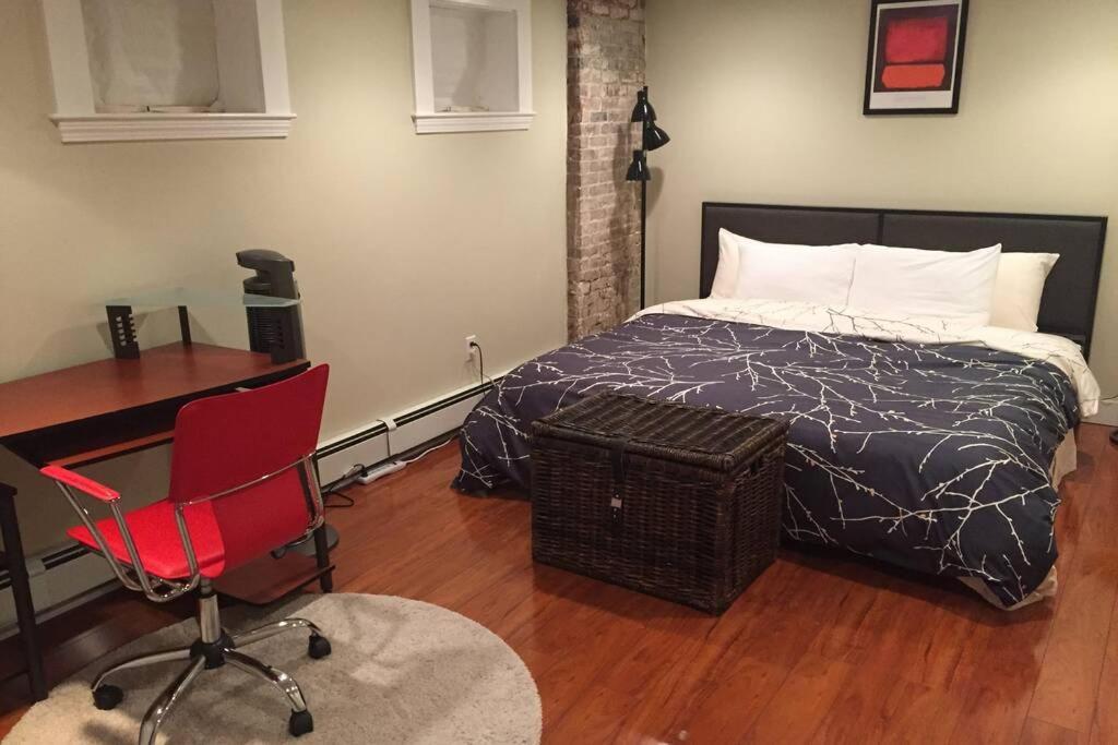 Apartment Parking - Private Entrance - King Beds *