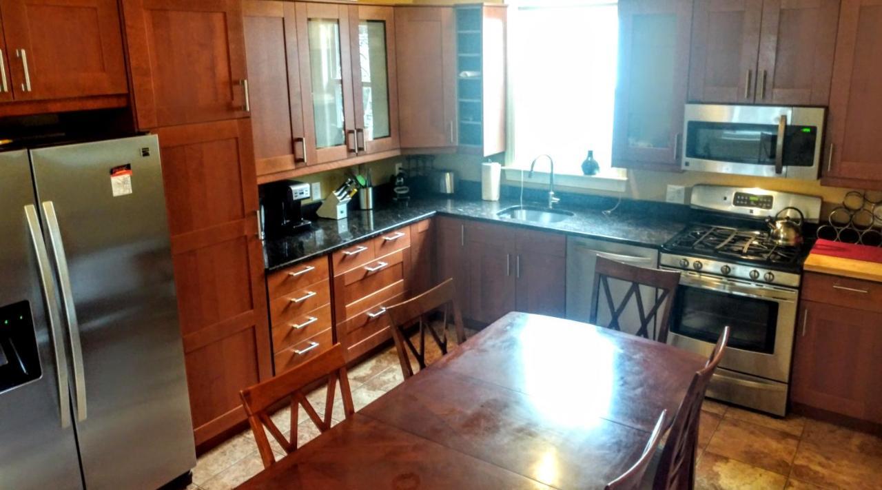Apartment 2 Bedroom In Jamaica Plain With Parking *
