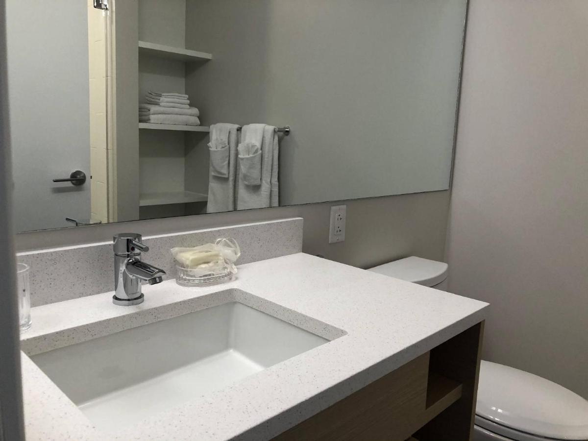 Apartment North Station 30 Day