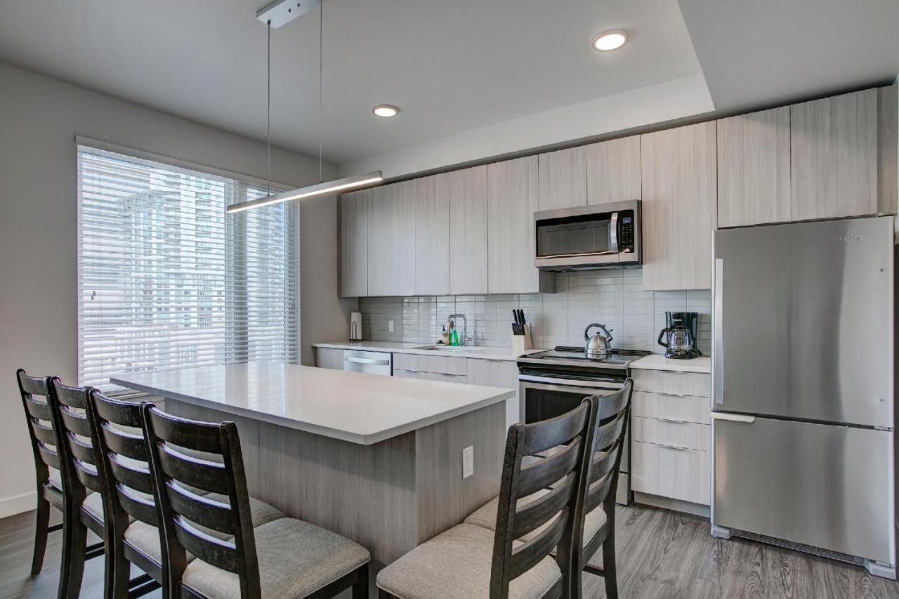 North East Downtown 30 Day Apartment *