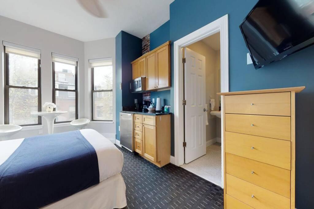 Centrally Located In The Southend, #25 * Boston