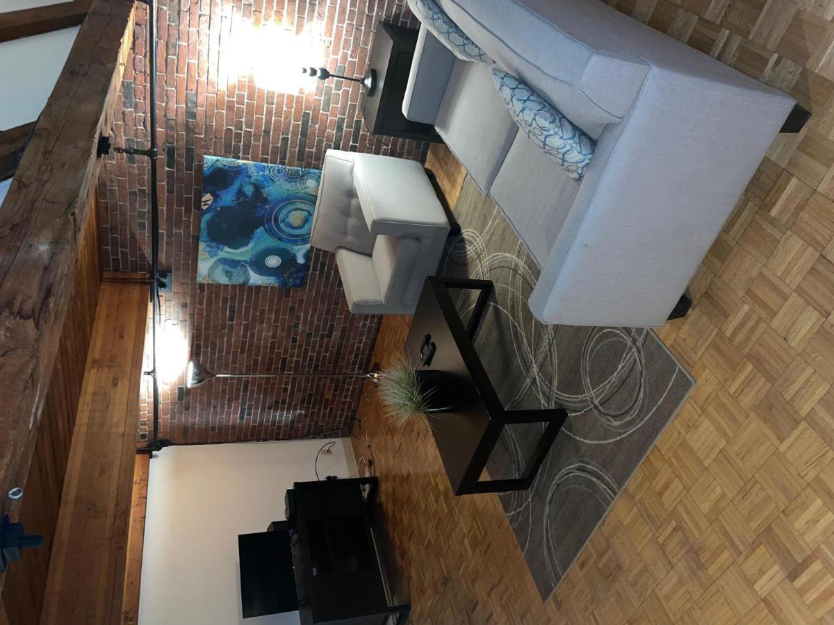 Waterside 30 Day Stays * Boston