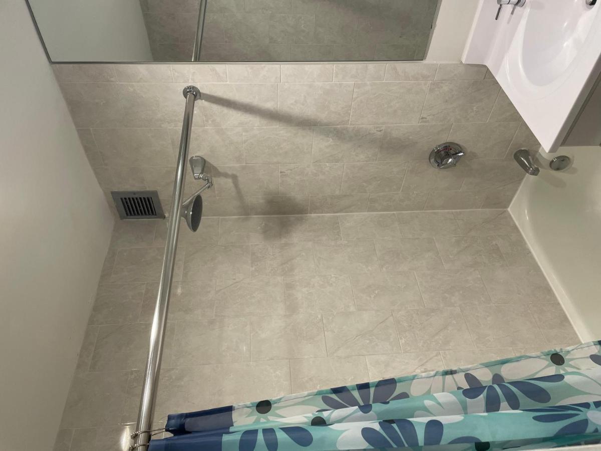 North East Downtown 30 Day Apartment