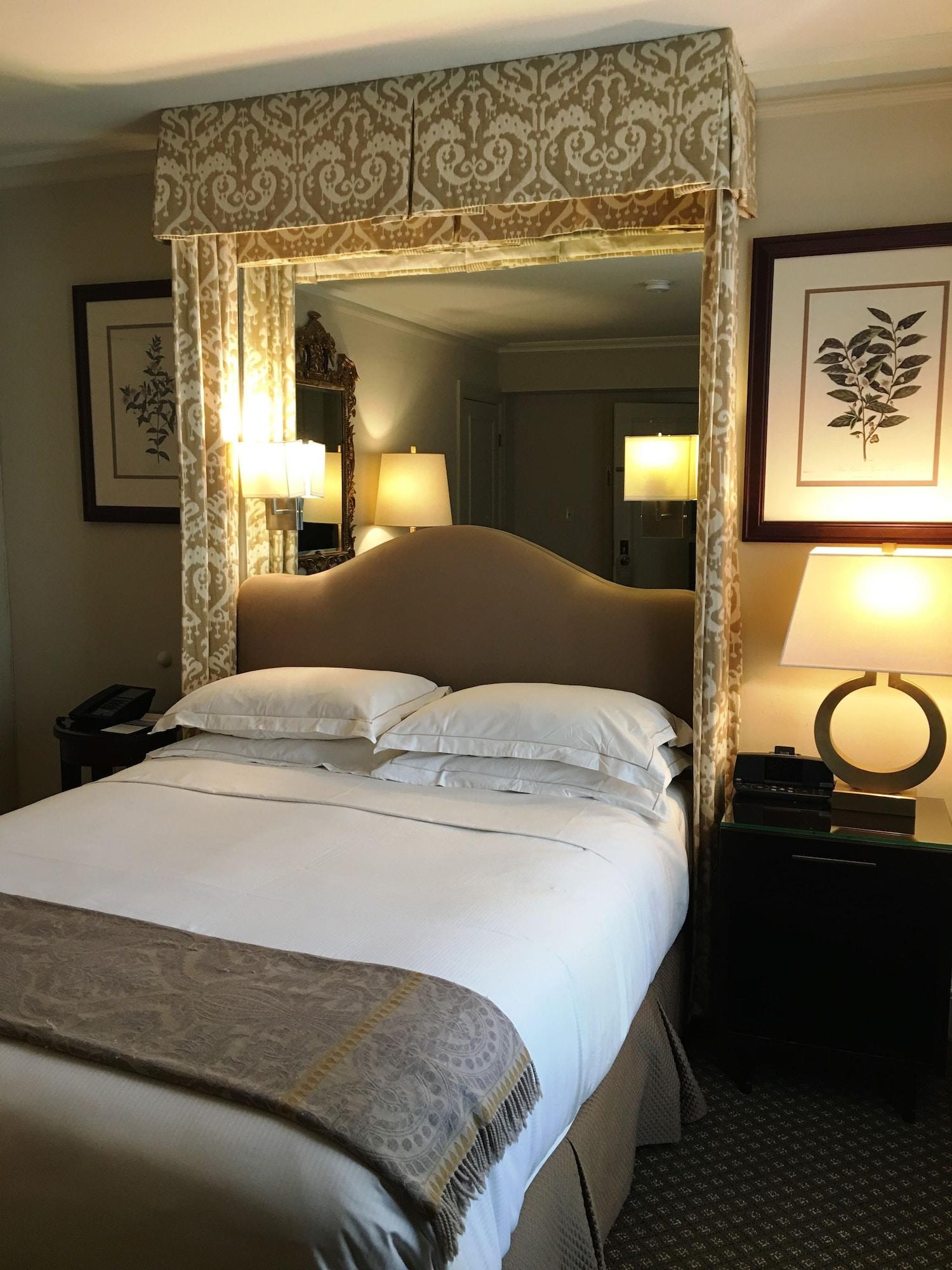 The Eliot 5*