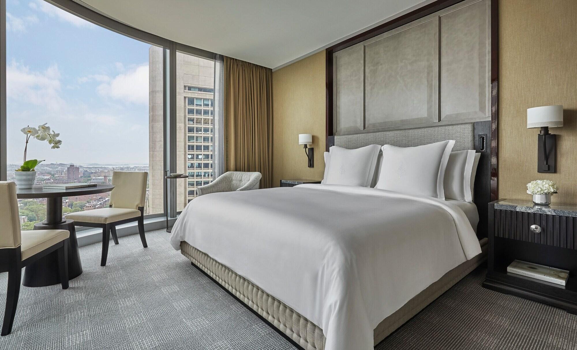 Hotel Four Seasons One Dalton Street, Boston
