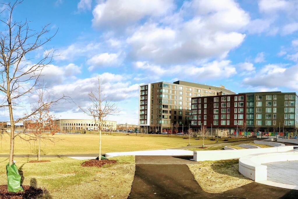 Luxury Executive Harvard Allston 3 Bedrooms 2 Baths Apartment Boston