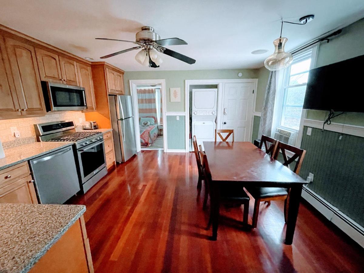 Apartment Luxury Executive Harvard Allston 3 Bedrooms 2 Baths