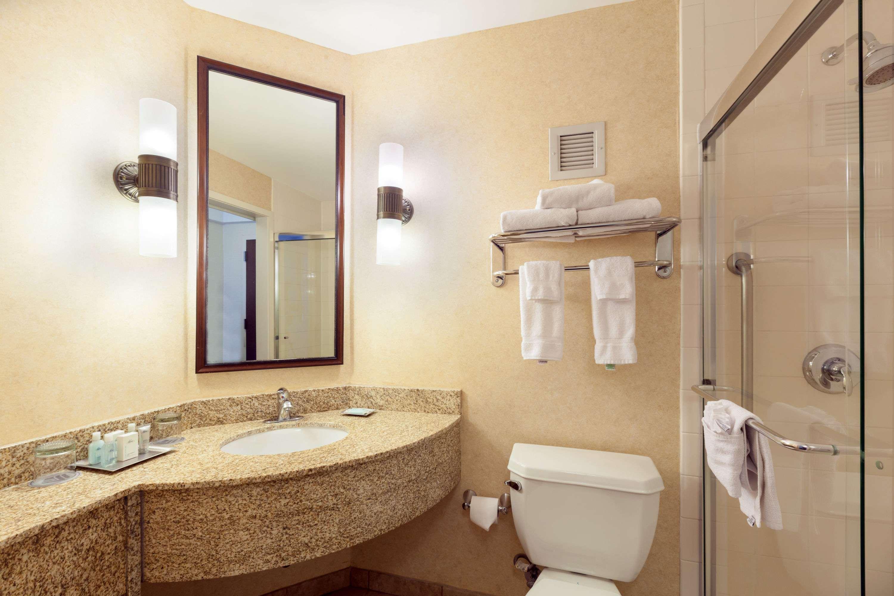 Wyndham Beacon Hill 4*