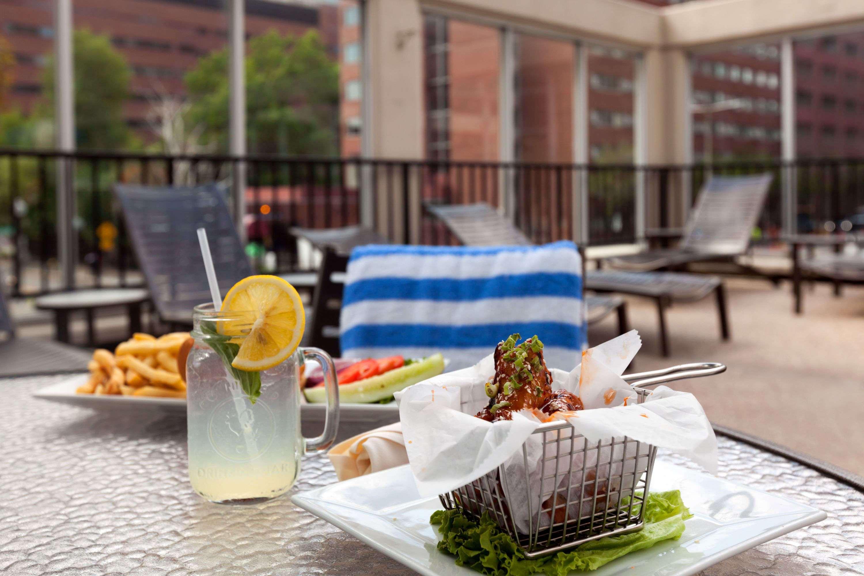 Wyndham Beacon Hill Hotel 4*
