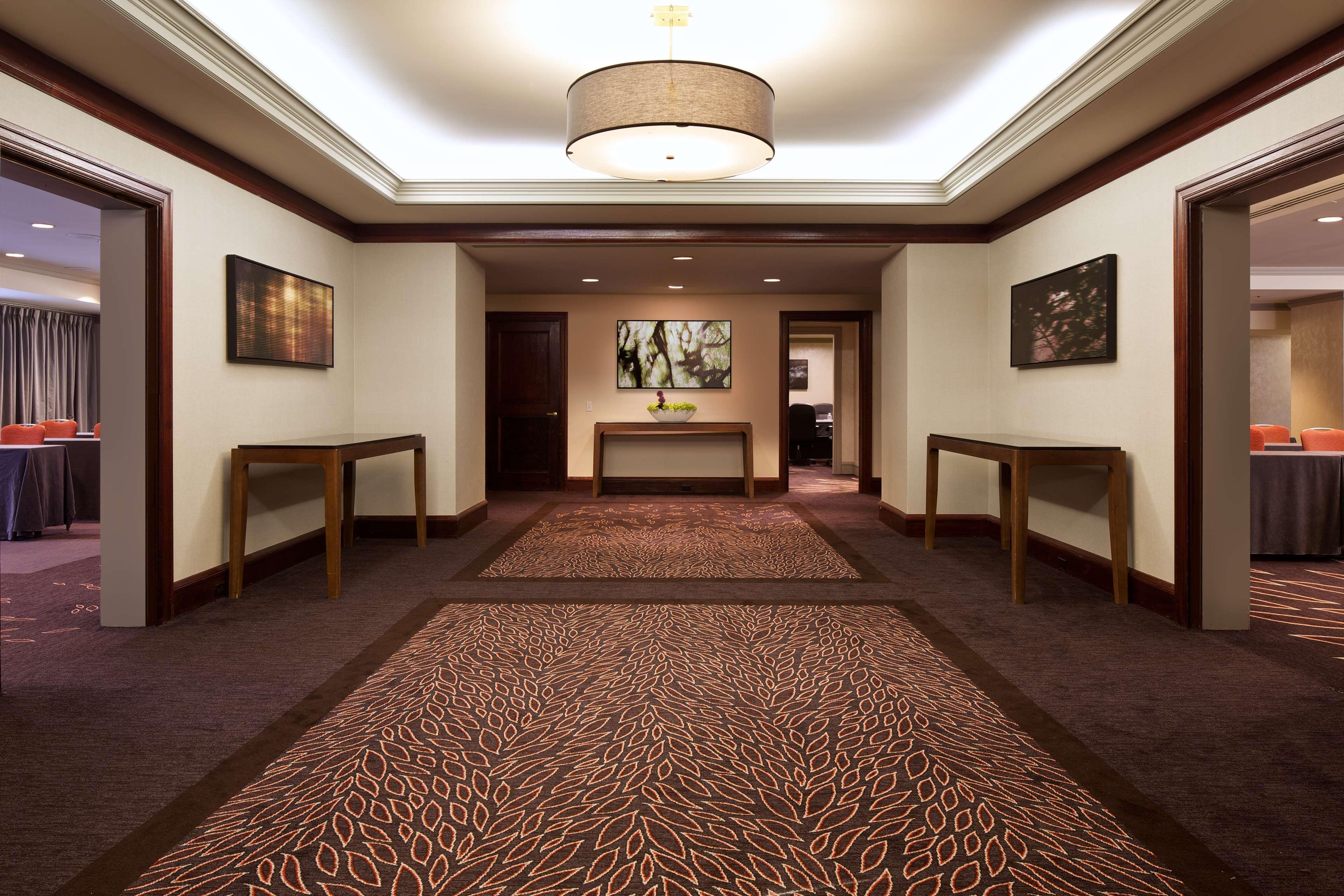Hyatt Regency 4*