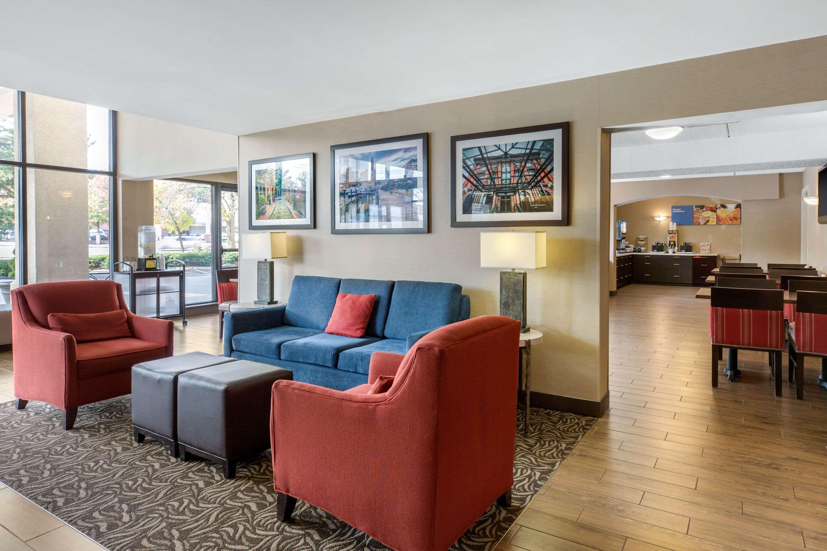 Comfort Hotel 3*
