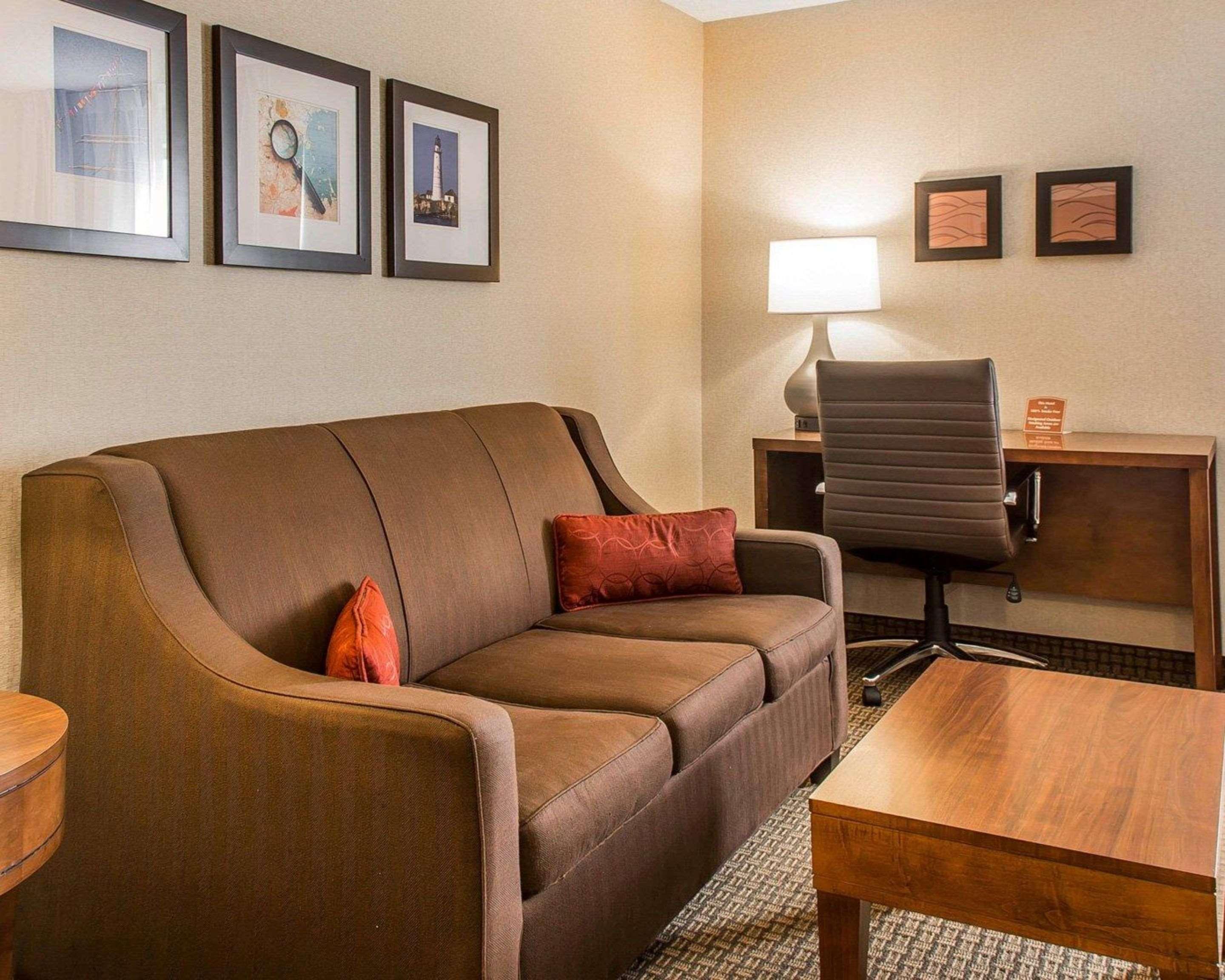 Comfort Hotel 3*