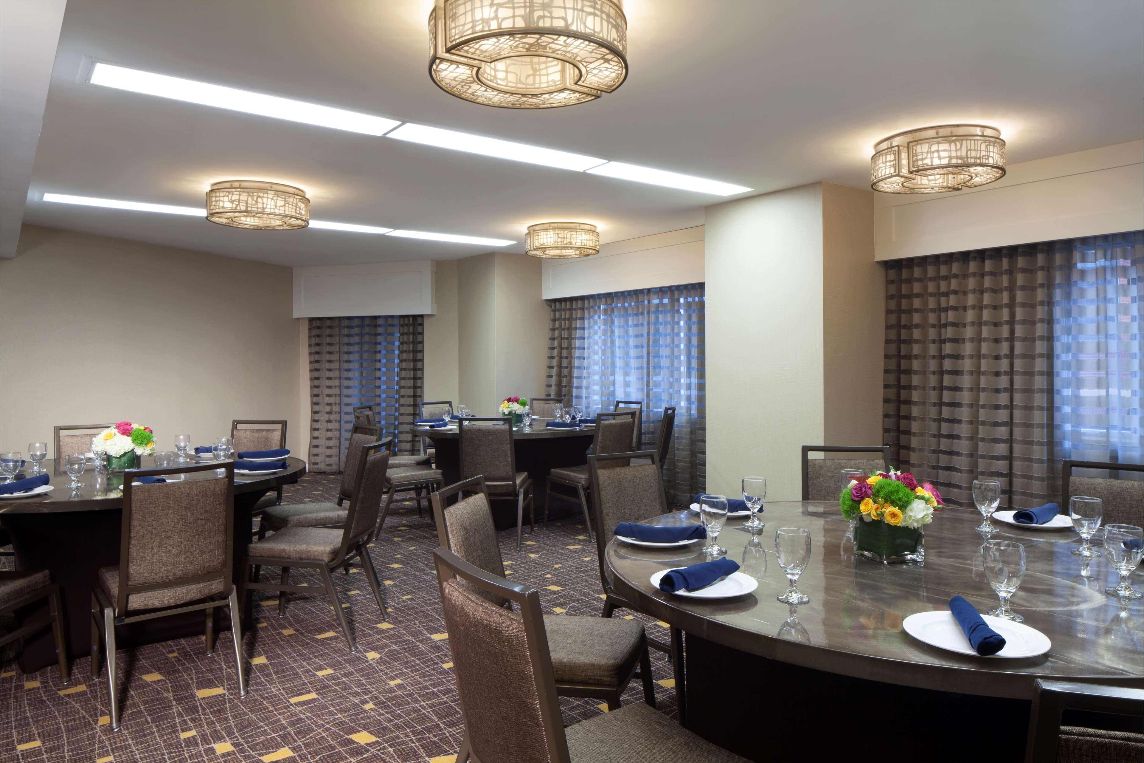 Hotel Hilton Back Bay 3*
