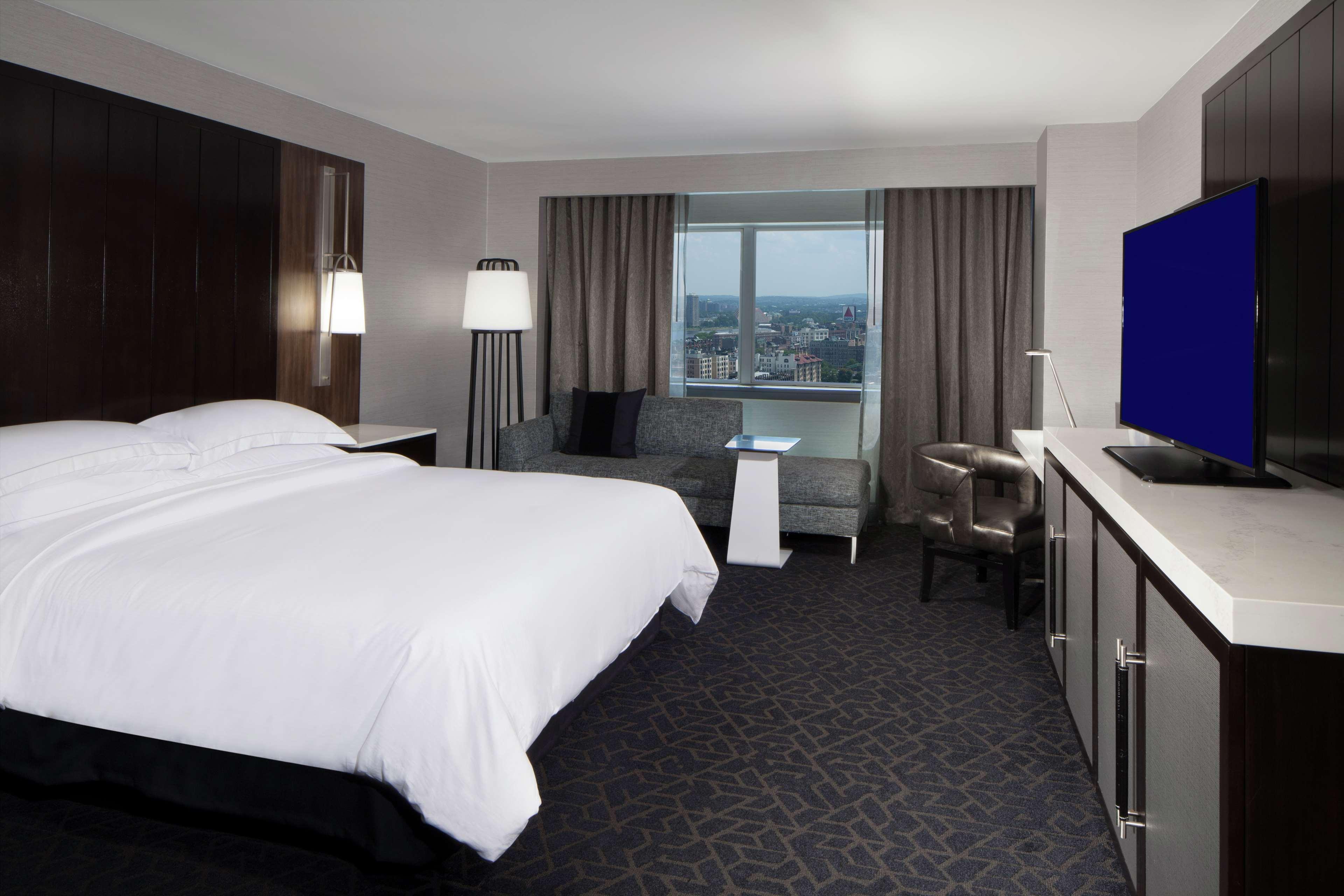 Hilton Back Bay Hotel