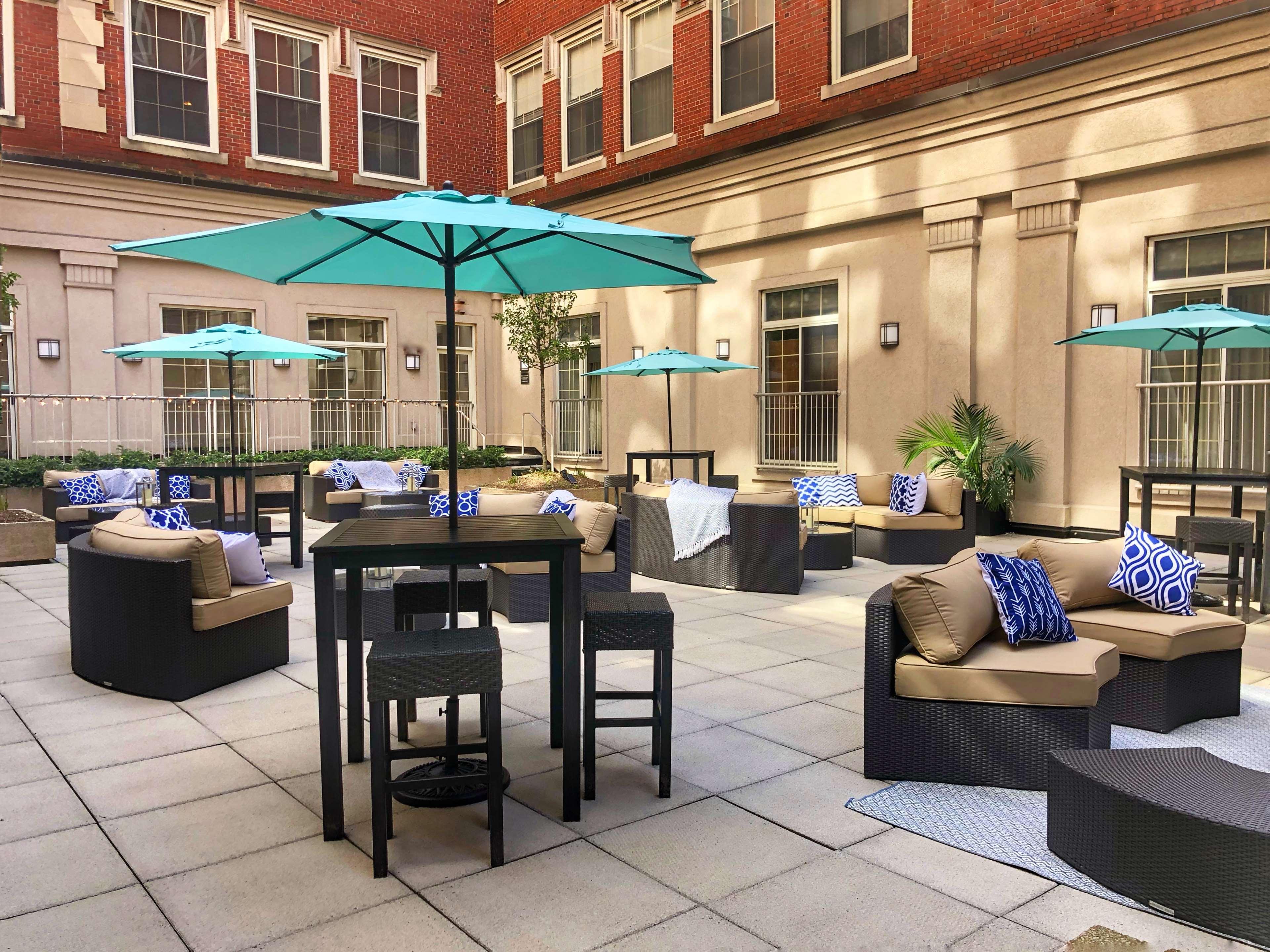 Doubletree By Hilton - Downtown Hotel