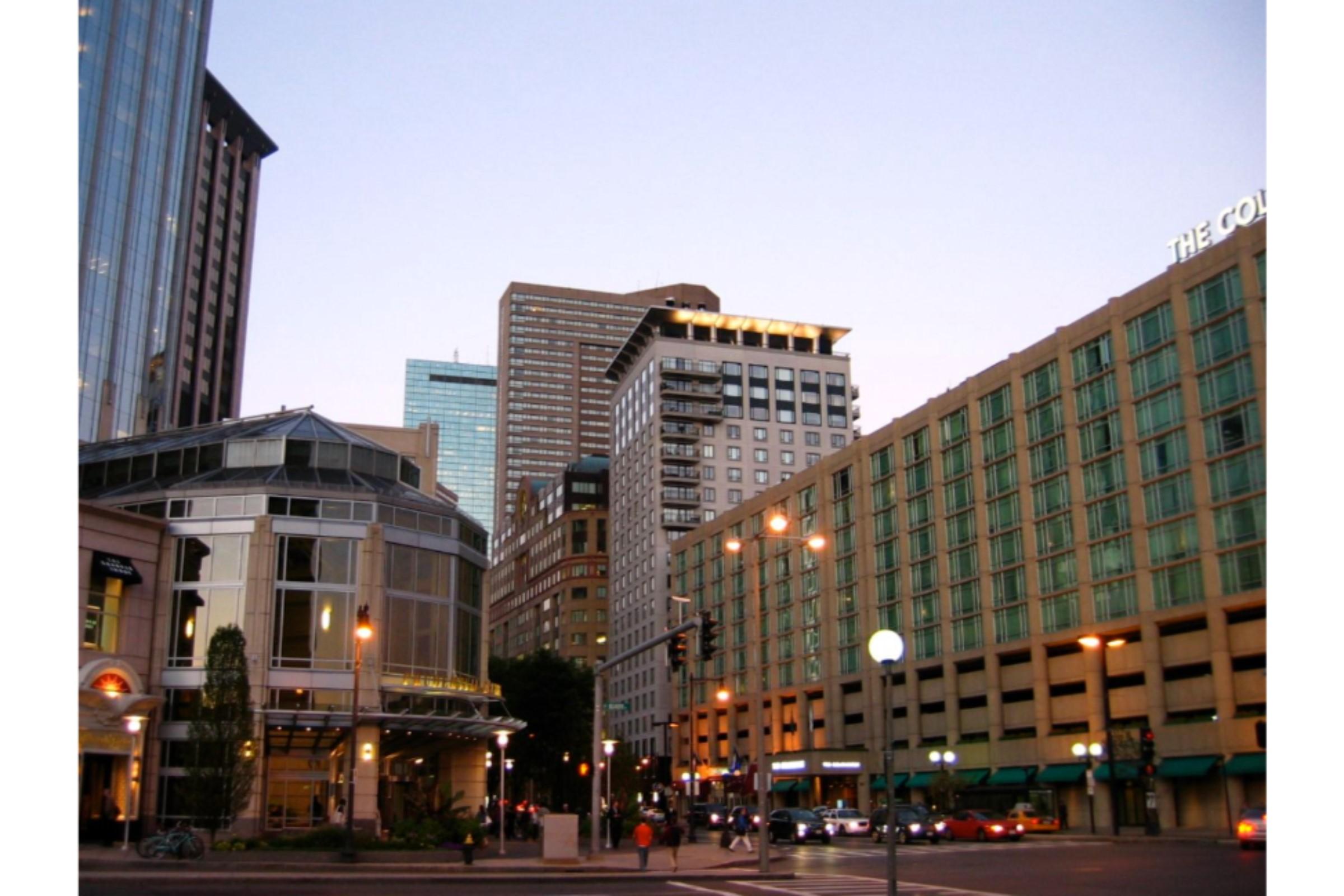 The Colonnade Hotel
