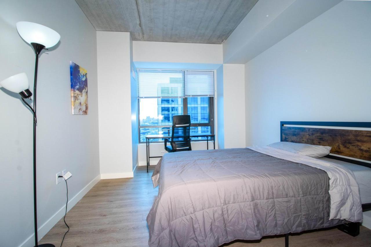 Private Bedroom In Luxury East Boston