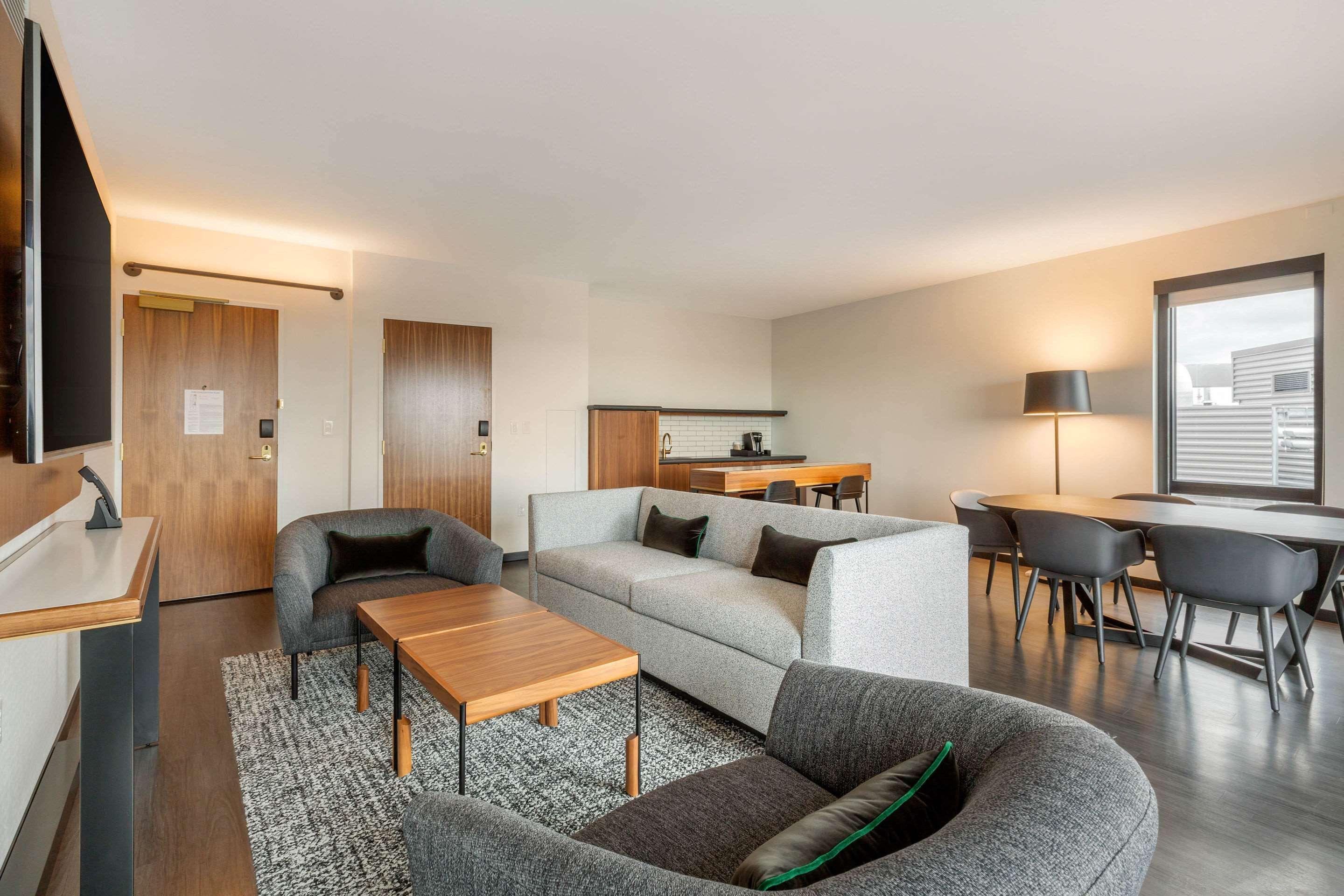 Cambria Downtown - Seaport Hotel 4*