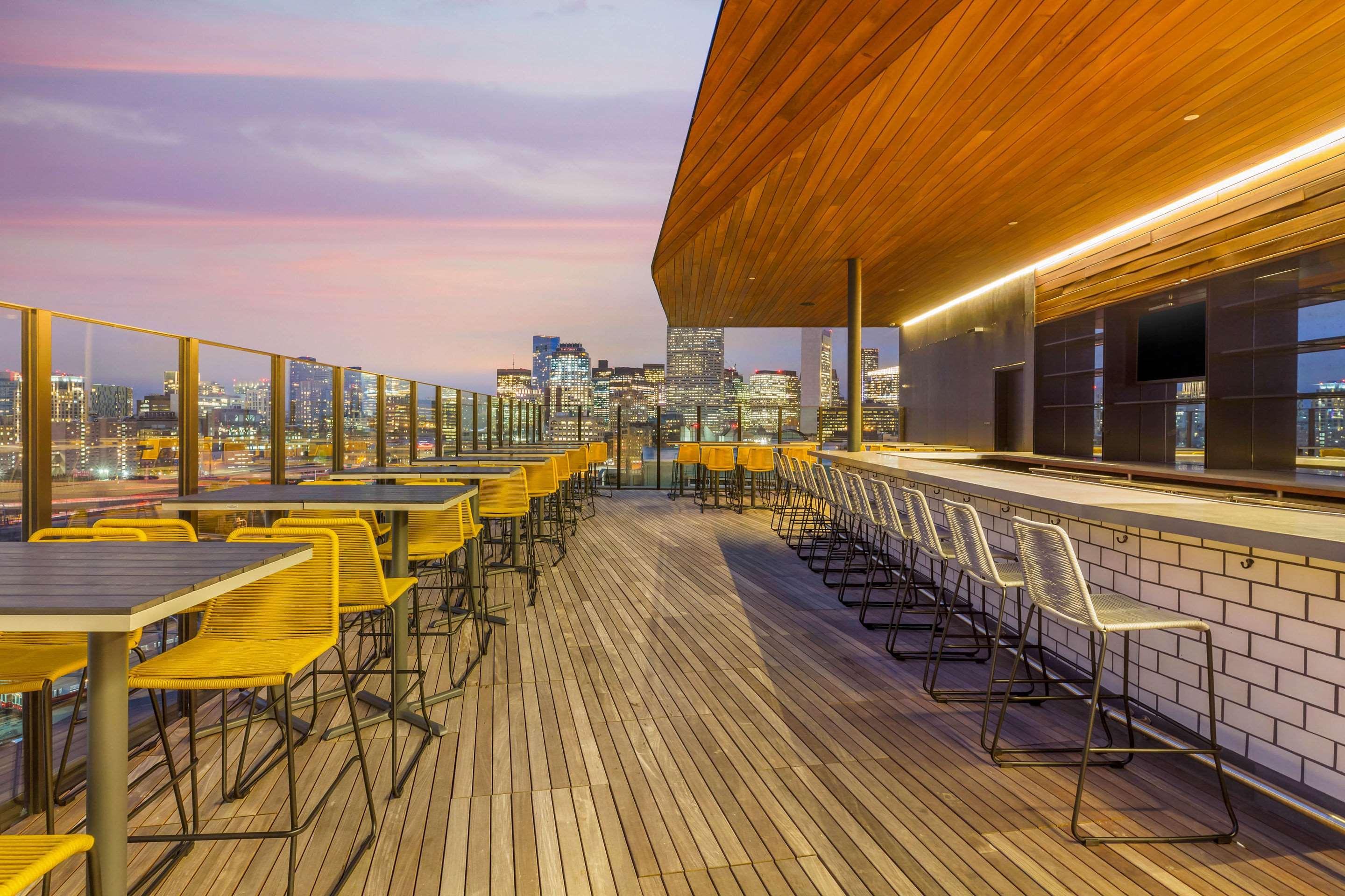 Cambria Downtown - Seaport 4*