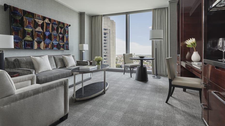 Four Seasons One Dalton Street, 5*