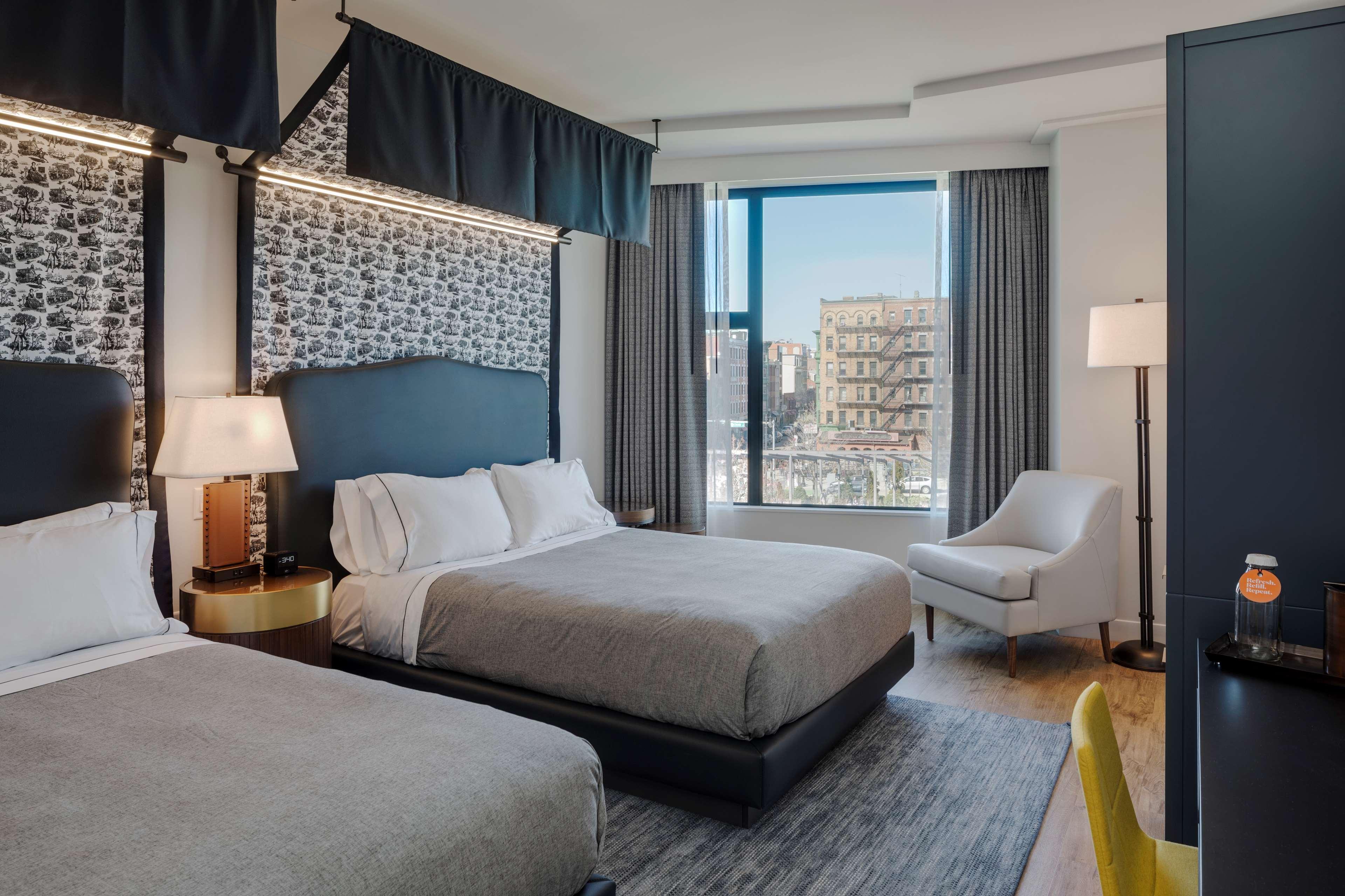 Canopy By Hilton Downtown 4*