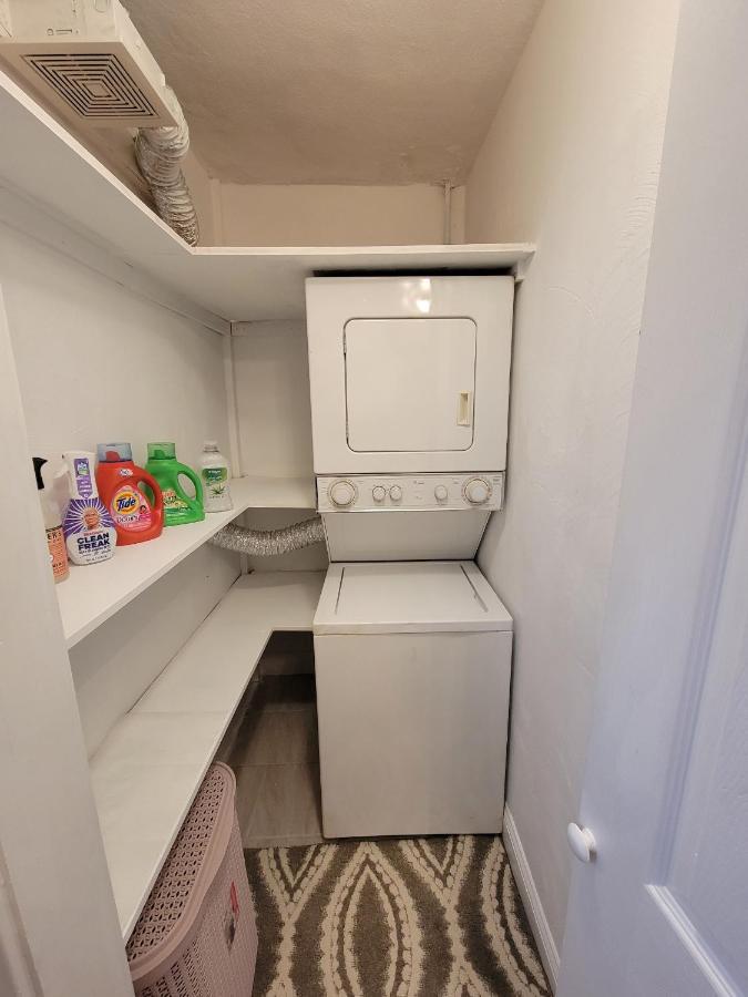 Comfy And Chic Apartment! Free Parking Boston