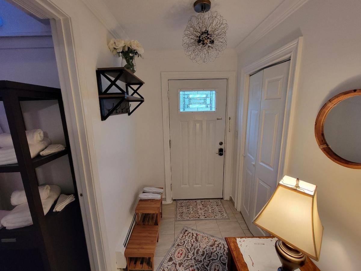 Comfy And Chic Apartment! Free Parking * Boston