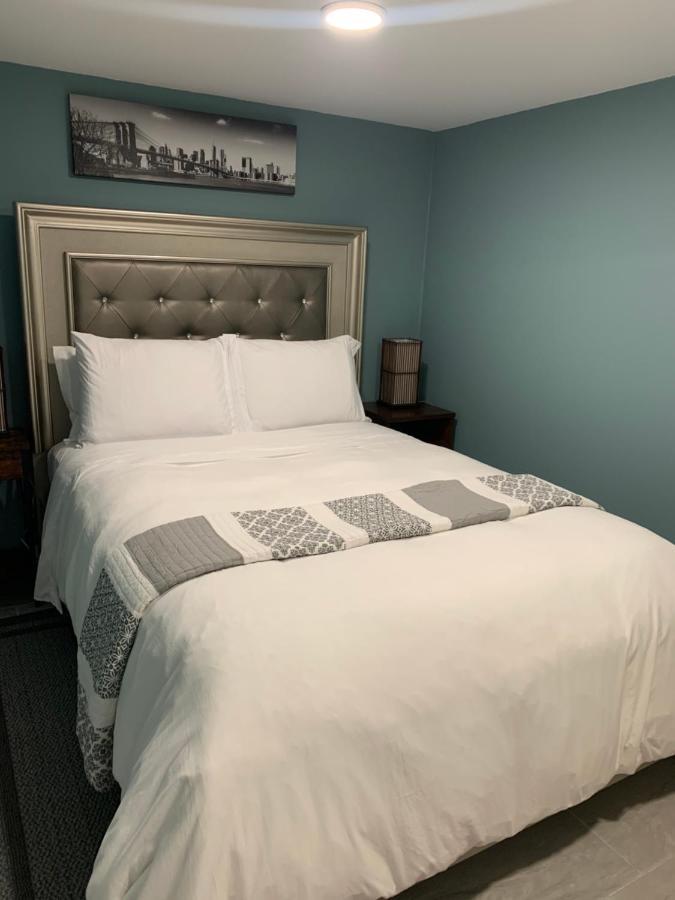 Comfy And Chic Apartment! Free Parking Apartment Boston