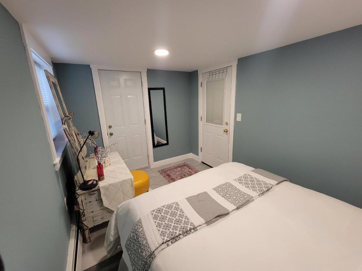 Apartment Comfy And Chic Apartment! Free Parking