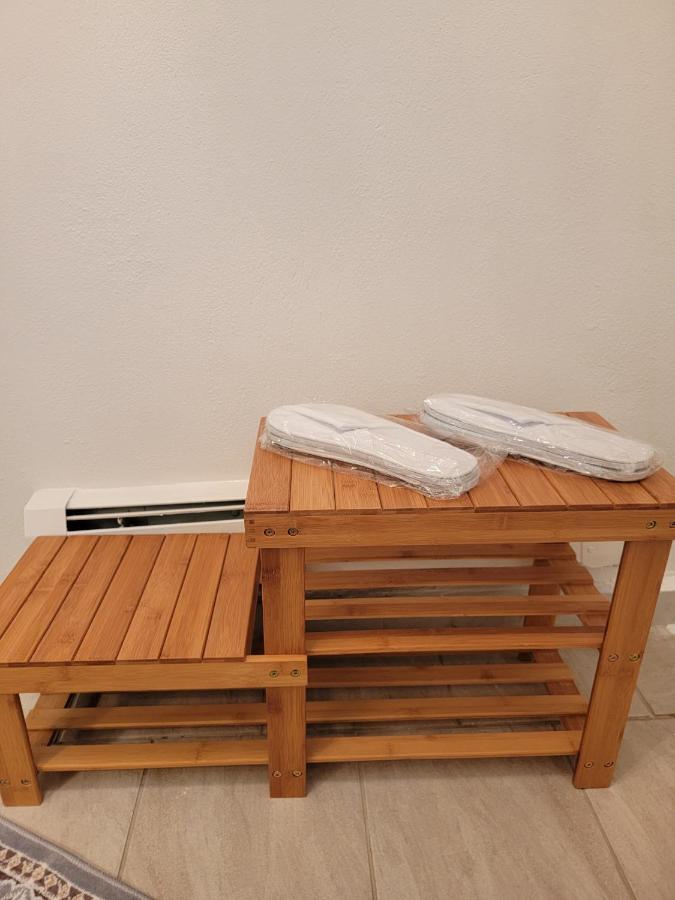 Apartment Comfy And Chic Apartment! Free Parking *