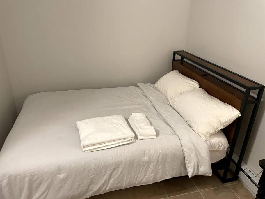 Lovely Two Bedroom In South Apartment Boston