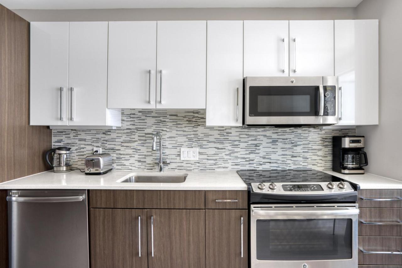 N Station W Wd Gym Nr Td Garden Bos-707 Apartment