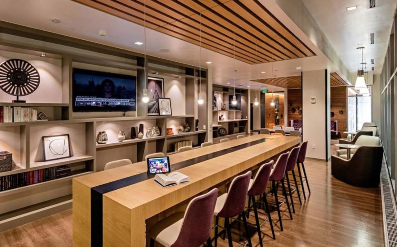 N Station Studio W Wd Gym Nr Td Garden Bos-682 Boston
