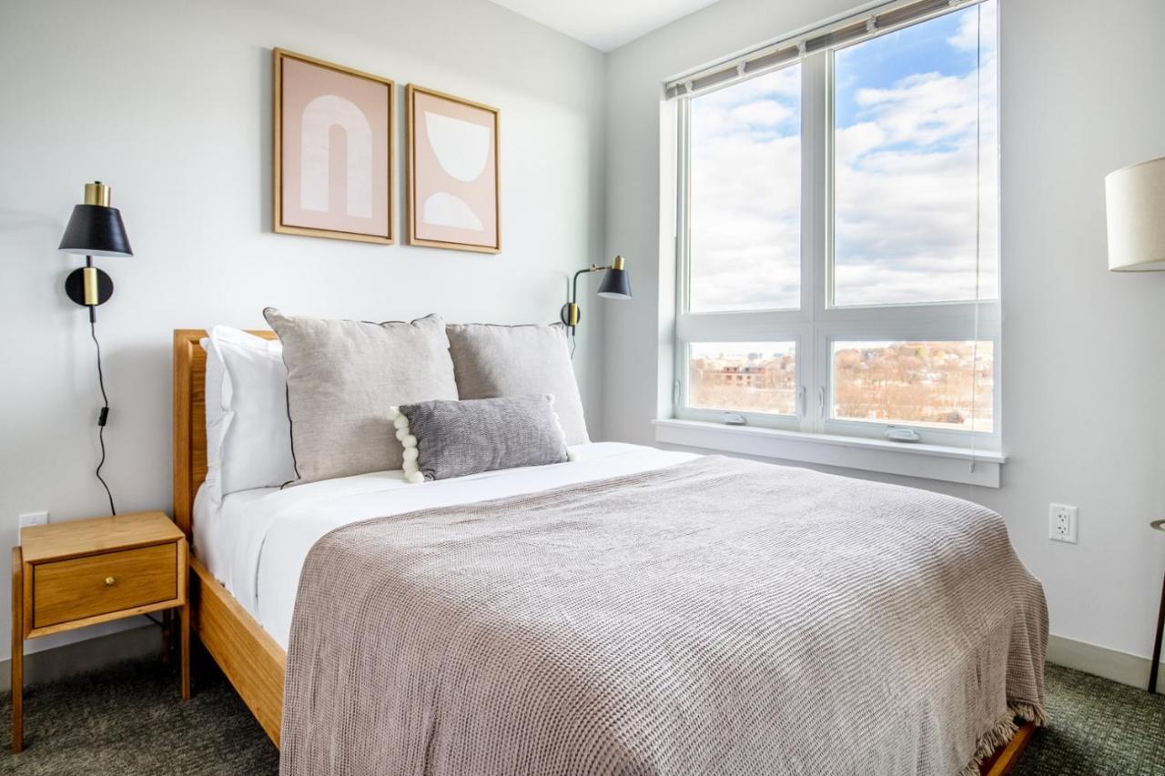 Brighton 1br W Wd Pool Nr T Restaurants Bos-326 Apartment Boston