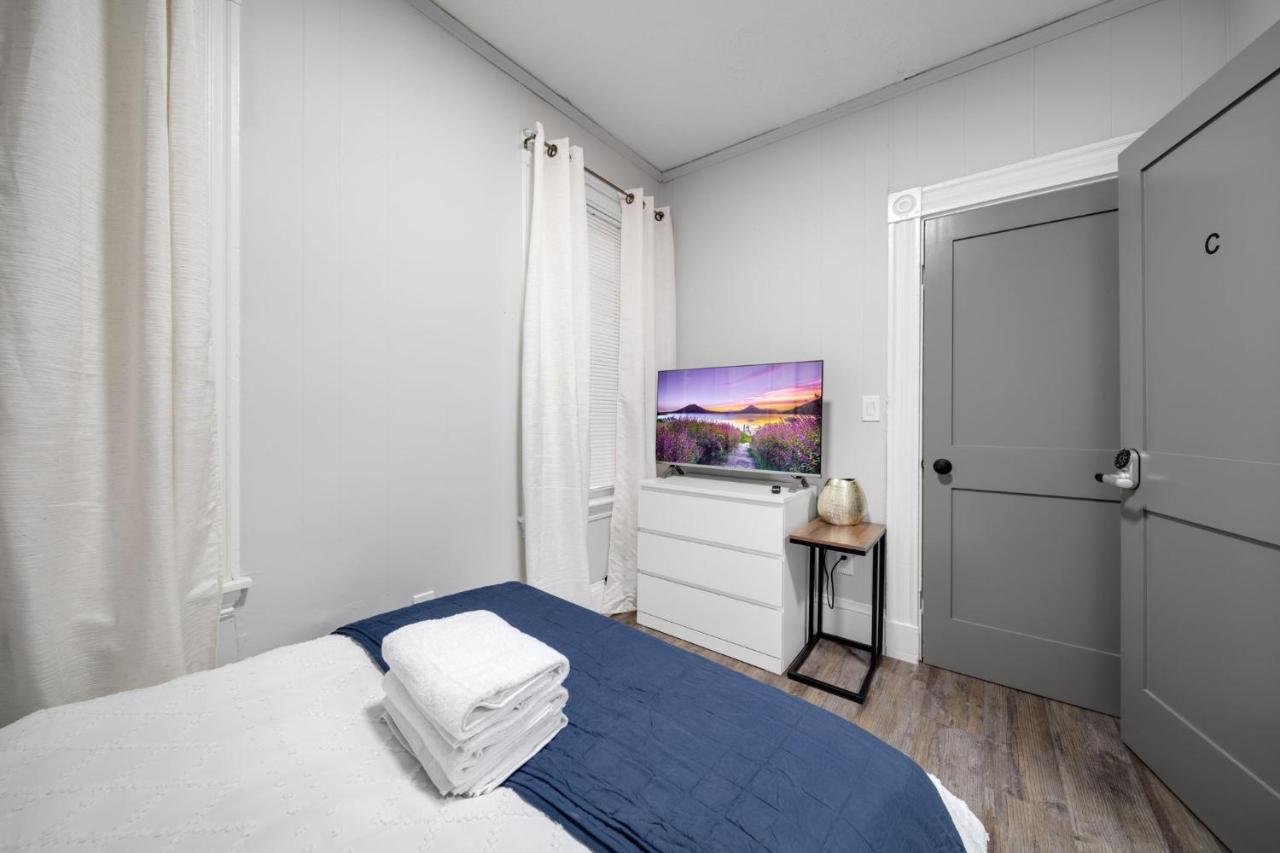 4br 1bh In South Near Old Harbor *