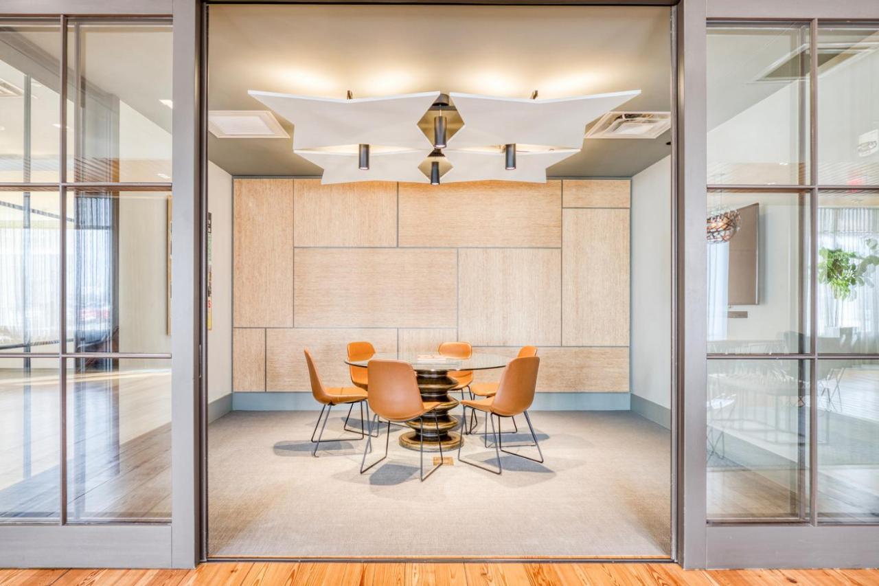 Luxury Point 1br W Wd Gym Bos-488 Apartment