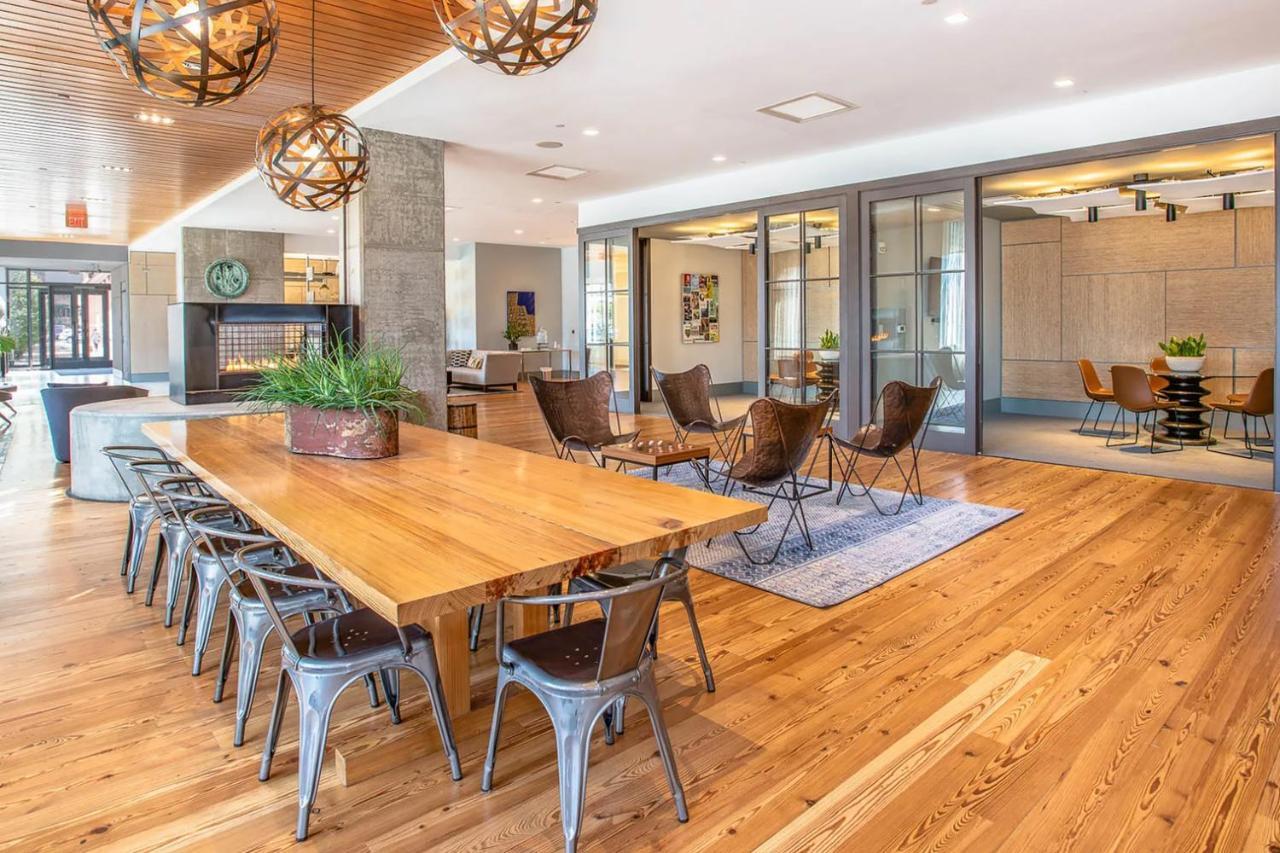 Luxury Point 1br W Wd Gym Bos-488 Apartment