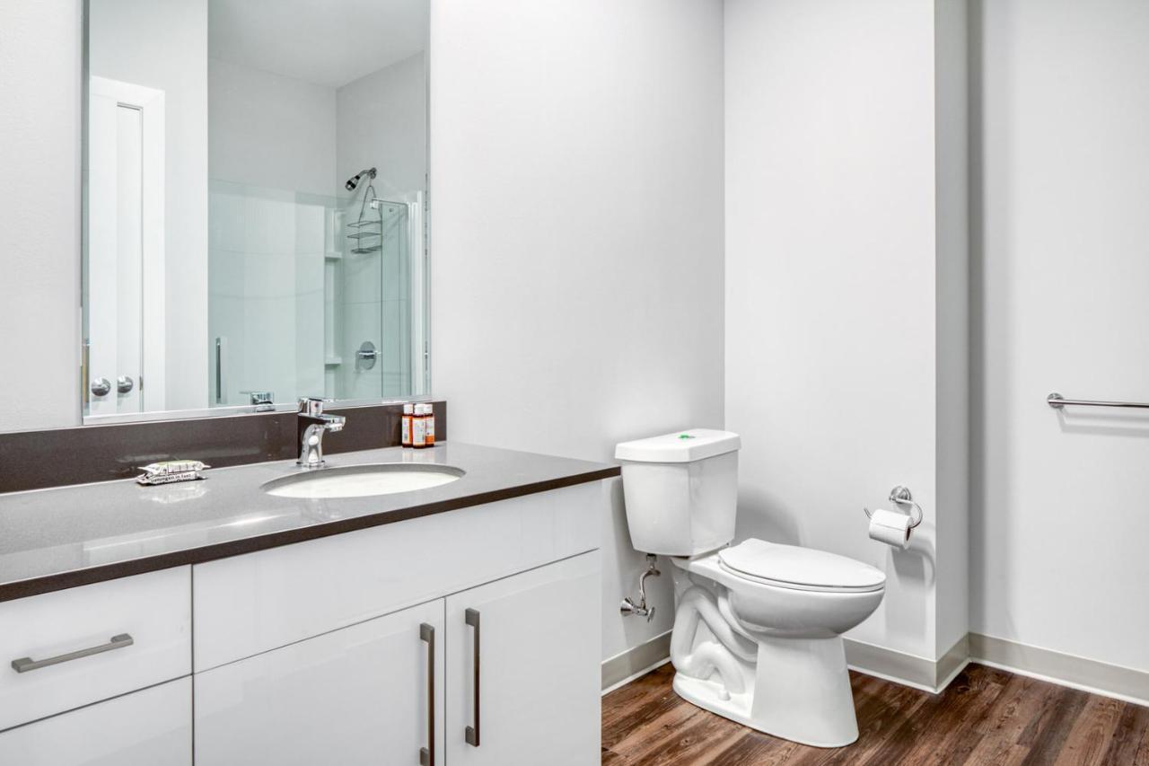 Brighton 1br W Wd Gym Nr T Shops Dining Bos-436 Apartment *