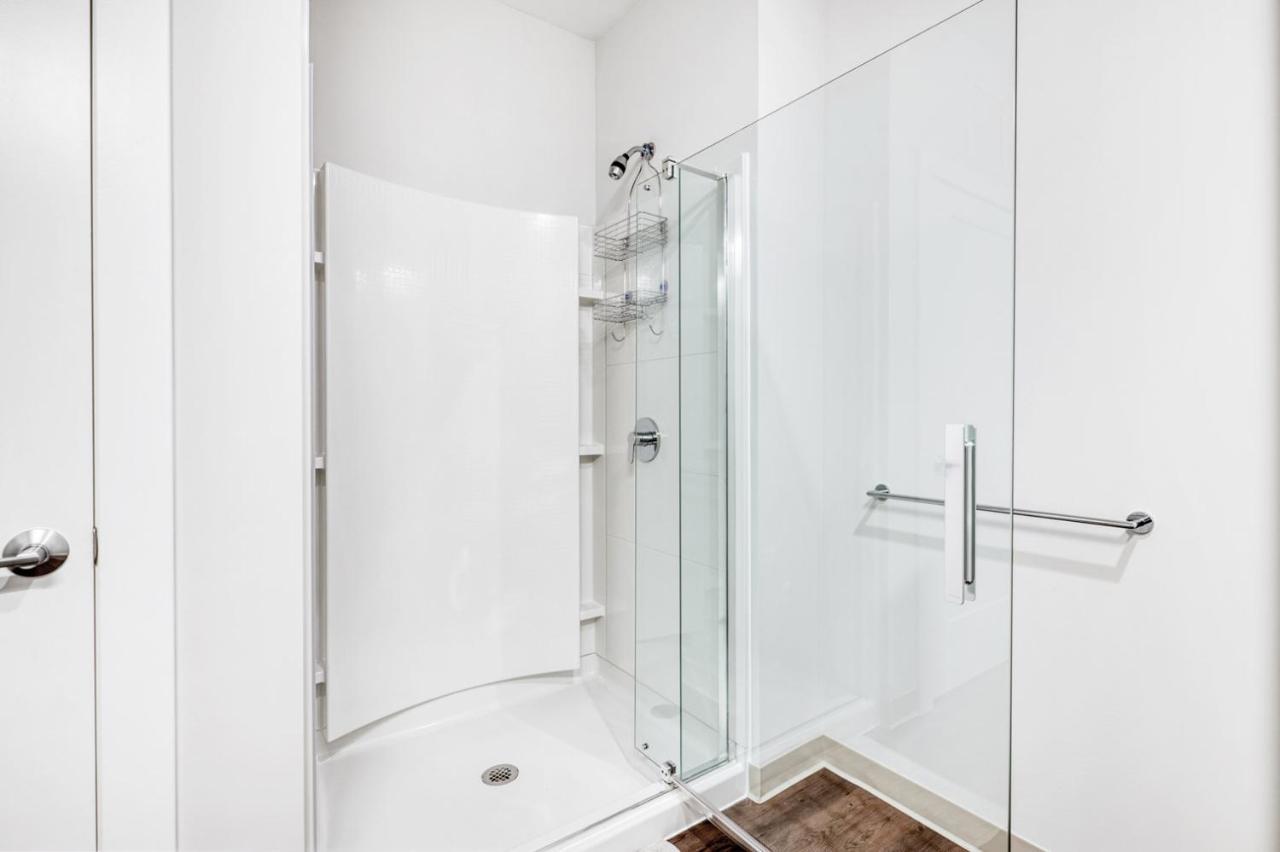 Brighton 1br W Wd Gym Nr T Shops Dining Bos-434 * Boston