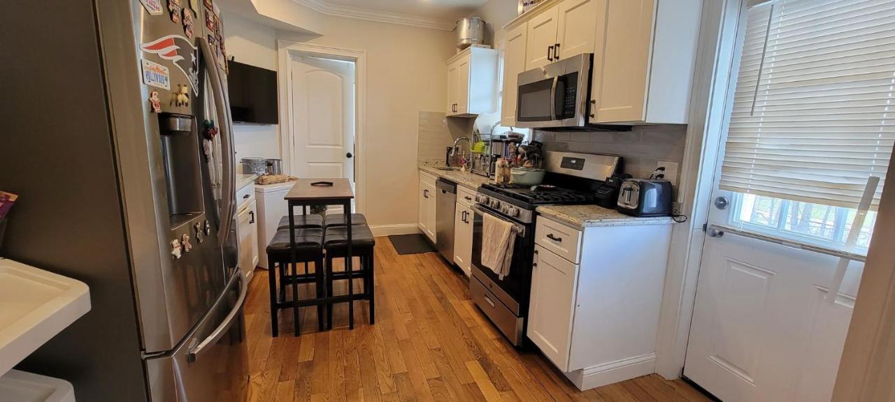 140 Bedrooms Near To Fenway & Downtown Guest house *