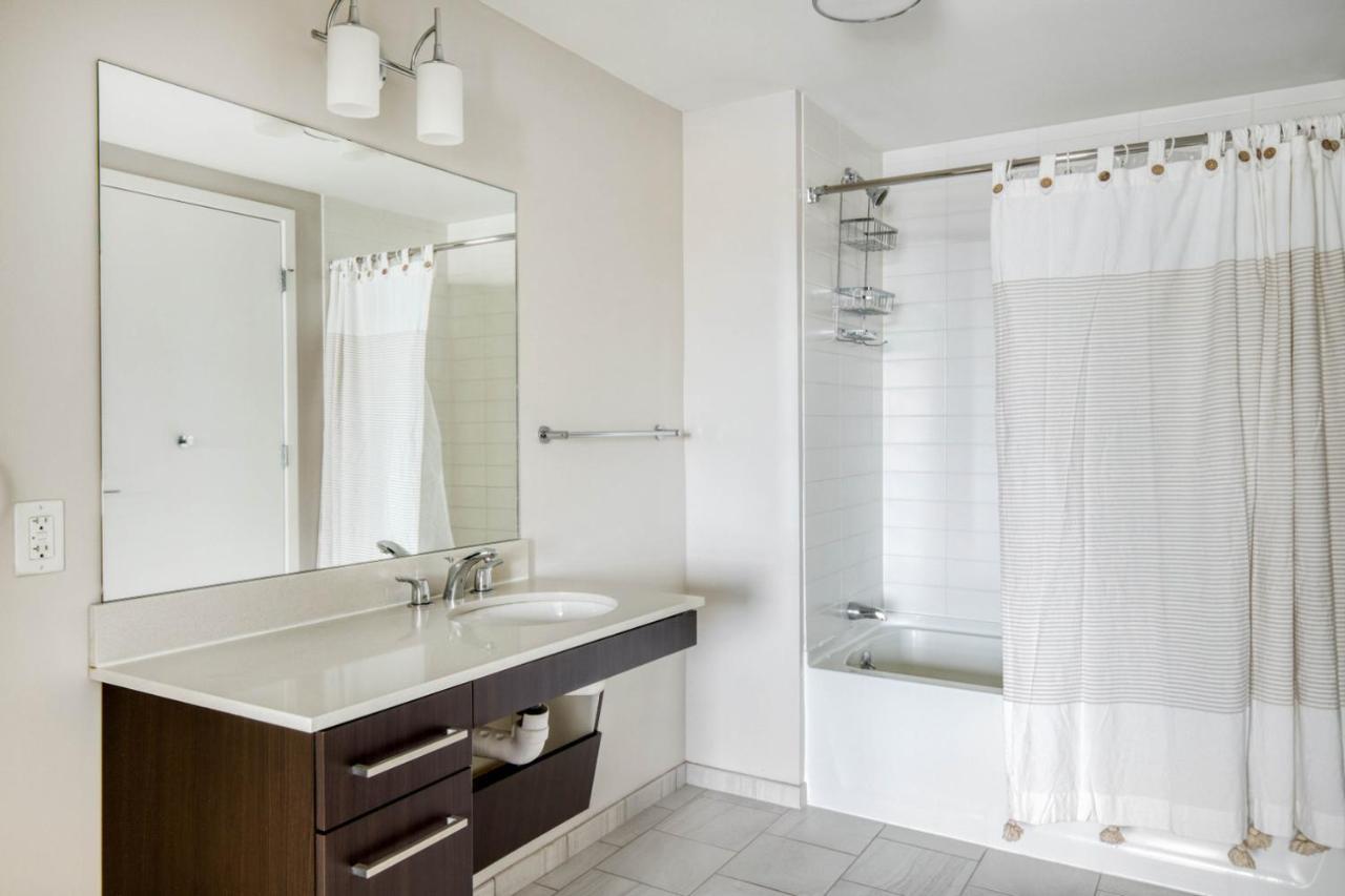 East Cambridge 1br W Wd Gym Nr Lechmere T Bos-853 Apartment Boston