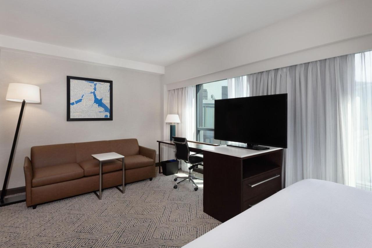 By Marriott Back Bay/fenway 3*