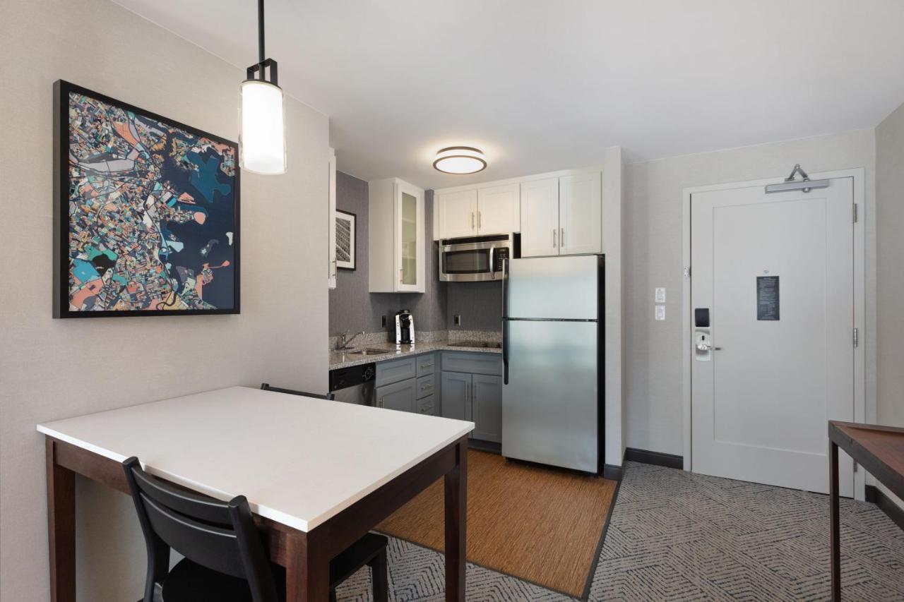 By Marriott Back Bay/fenway 3*