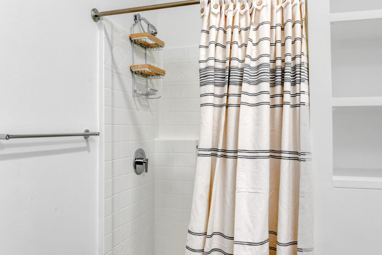 Apartment Allston Studio W Wd Gym Nr Line Bos-672 Boston