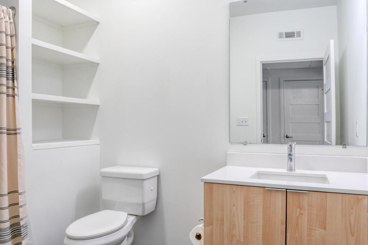Apartment Allston Studio W Wd Gym Nr Line Bos-672 Boston