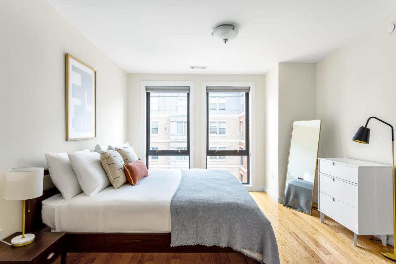 Apartment Fenway 1br W Gym Steps From Fenway Park Bos-375